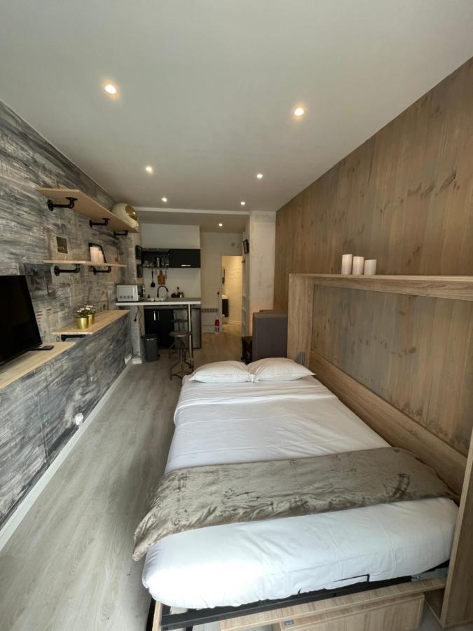 Studio Pigalle Parigi
